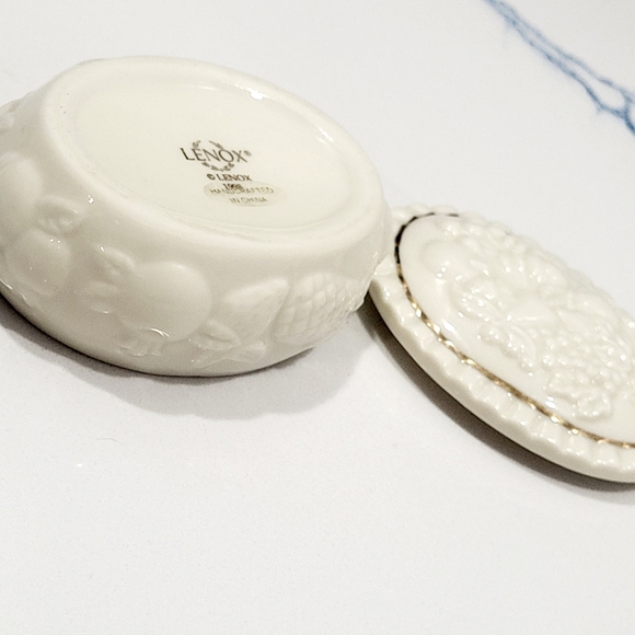 Vintage Lenox Oval Trinket Box - Picture 8 of 10